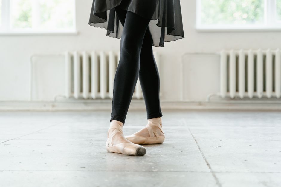 The Ultimate Bloch Pointe Shoe Size Chart & Sizing Guide for Dancers The Ultimate Bloch Pointe Shoe Size Chart & Sizing Guide for Dancers